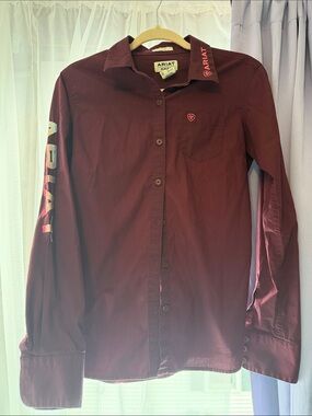 Ariat Women's Button-Down Shirt in Deep Burgundy